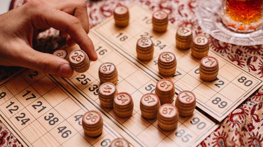 Playing Keno